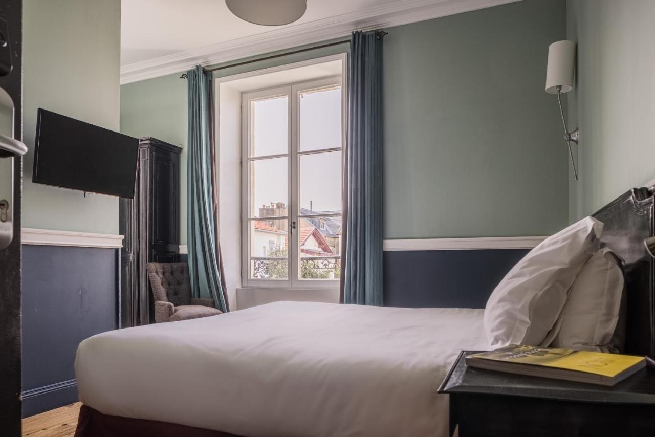 Hotel Saint Julien Biarritz Bagian luar foto